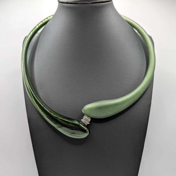 Gorgeous Green Necklace In Murano Glass – Venetian Glass Jewlery - Picture 1 of 7